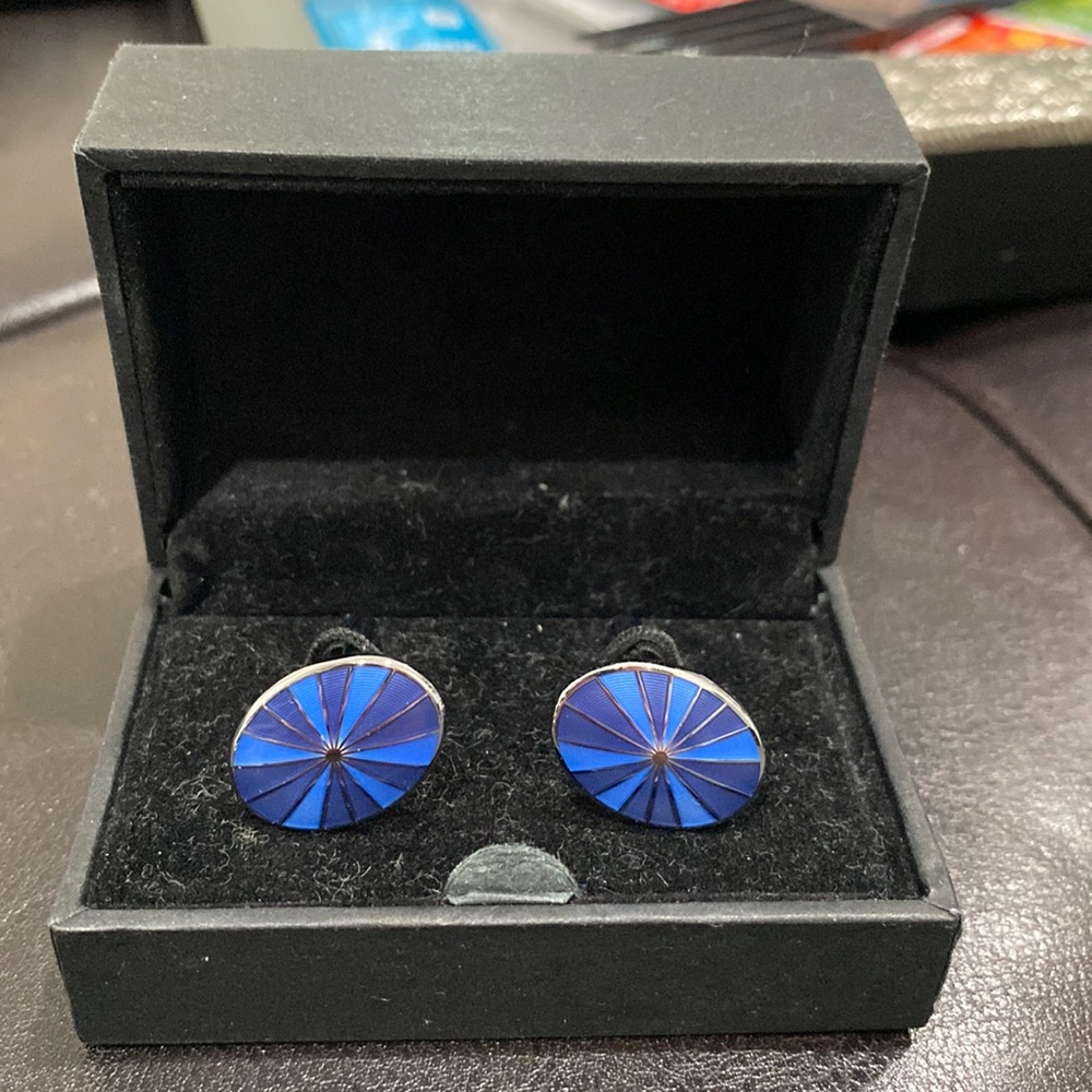Banana republic cuff links